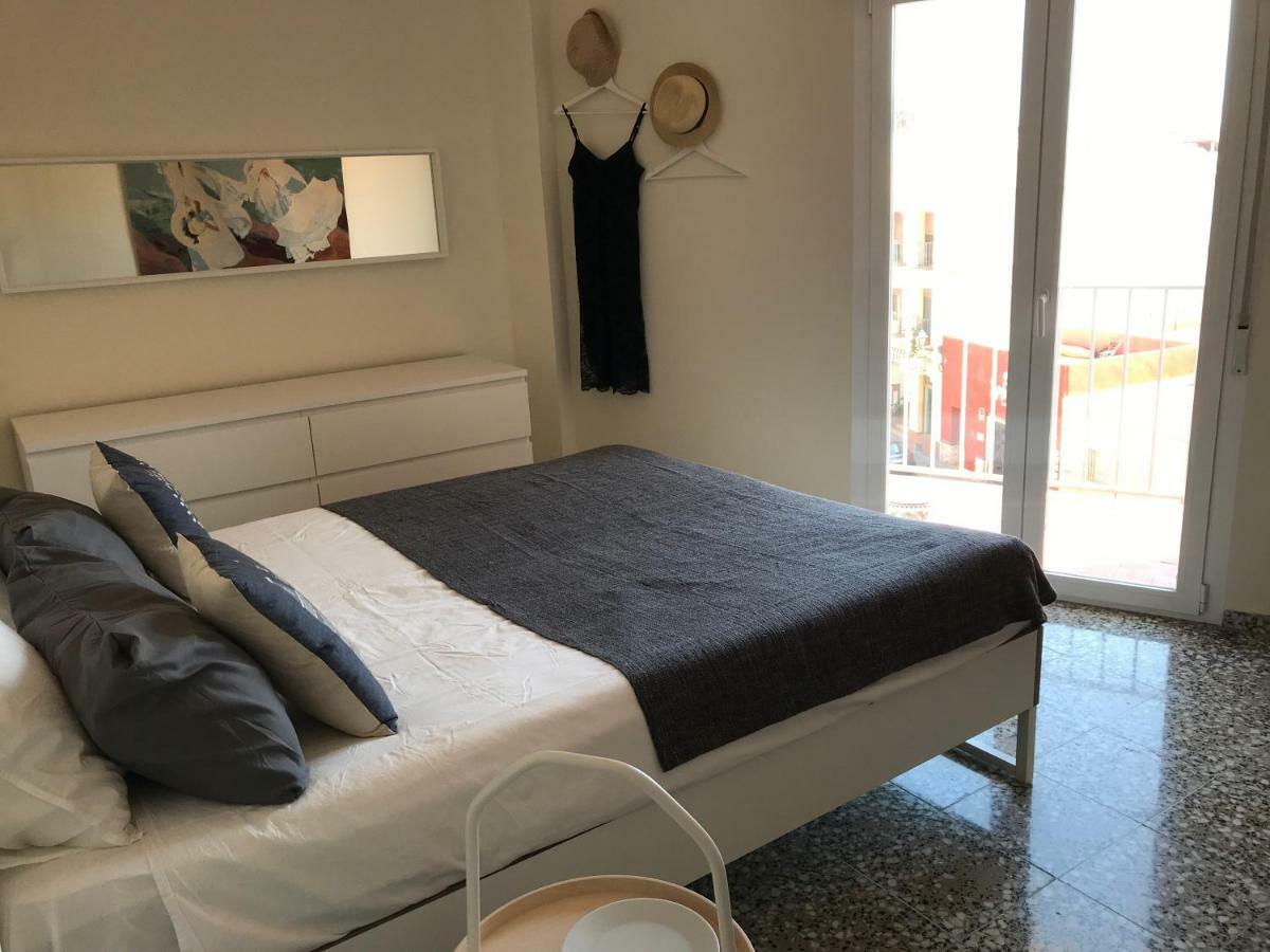 Lovely Apartment Old Town Дения Экстерьер фото