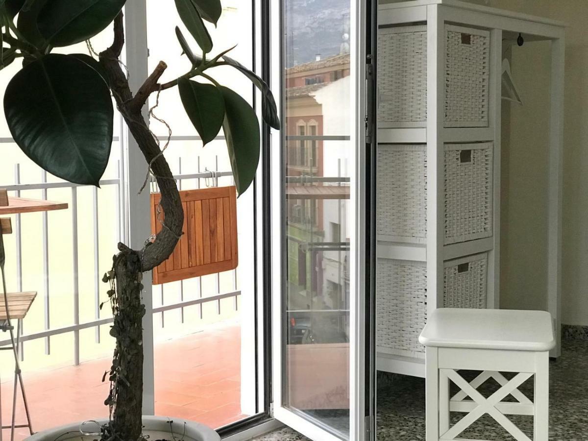 Lovely Apartment Old Town Дения Экстерьер фото