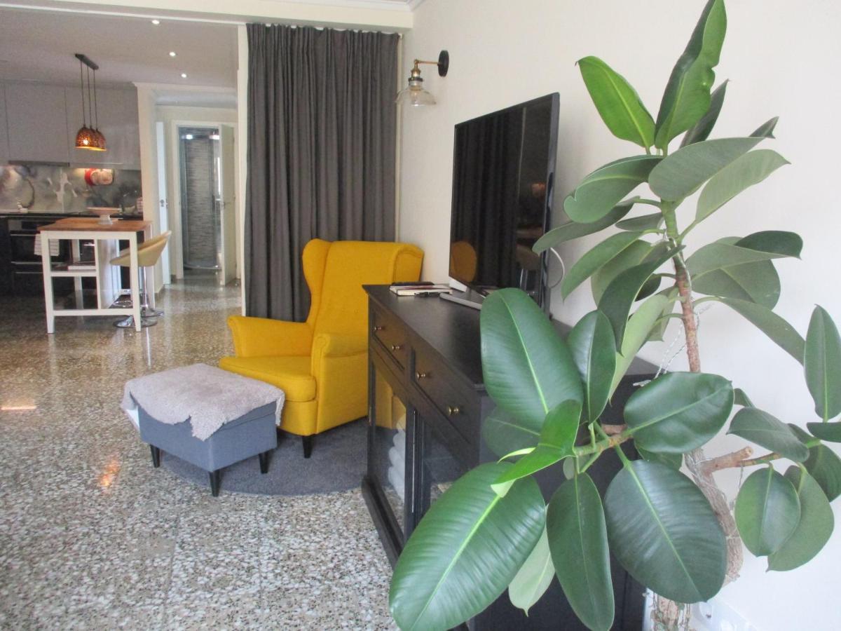 Lovely Apartment Old Town Дения Экстерьер фото