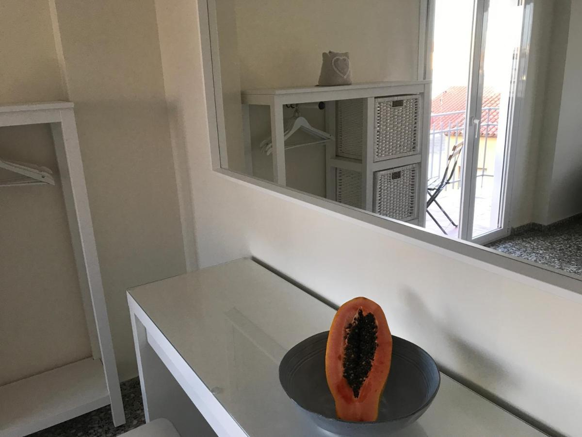 Lovely Apartment Old Town Дения Экстерьер фото
